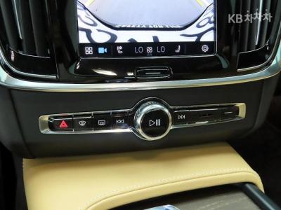 Volvo - S90 | 2Gen B6 AWD Ultimate Bright 9