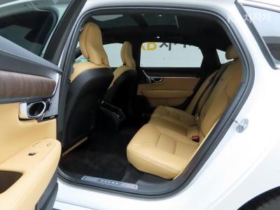 Volvo - S90 | 2Gen B6 AWD Ultimate Bright 14