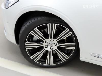 Volvo - S90 | 2Gen B6 AWD Ultimate Bright 19