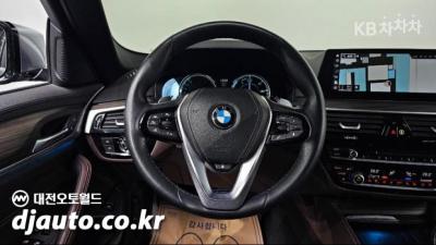 BMW - 5-Series | All New 530 xDrive M Sport Plus 9