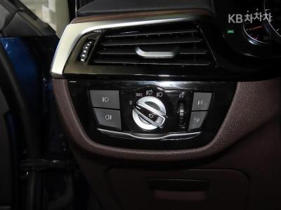 BMW - 5-Series | All New 520 xDrive M Sport Package Plus 13