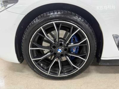 BMW - 5-Series | All New 530 xDrive M Sport Plus 19