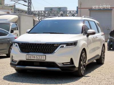 Kia - Carnival | 4Gen D2.2 9Seater Prestige 2