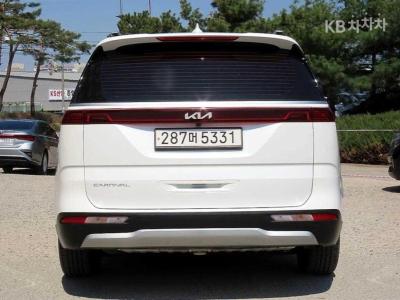 Kia - Carnival | 4Gen D2.2 9Seater Prestige 4