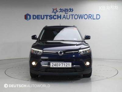 SsangYong - Tivoli | Very New Gasoline V5 2WD Base 3