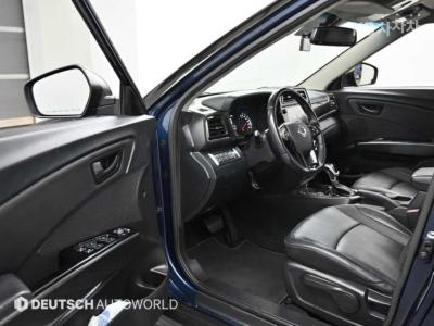 SsangYong - Tivoli | Very New Gasoline V5 2WD Base 11
