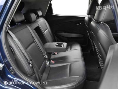 SsangYong - Tivoli | Very New Gasoline V5 2WD Base 12