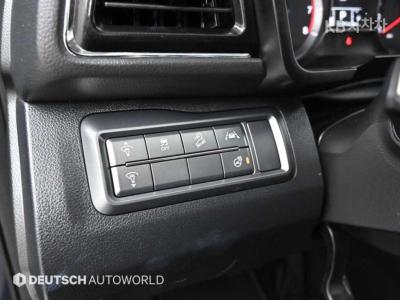 SsangYong - Tivoli | Very New Gasoline V5 2WD Base 17