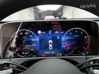 Mercedes-Benz - E-Class | E200 Avantgarde 5