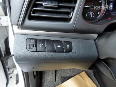 Hyundai - Elantra | The New AD Smartstream G1.6 Smart 12