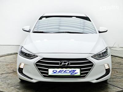 هيونداي - إلنترا (أفانتي) | AD 1.6 GDi Value Plus 2