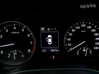 هيونداي - إلنترا (أفانتي) | AD 1.6 GDi Value Plus 6