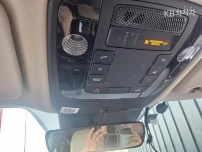 كيا - كارنيفال | 4Gen D2.2 9Seater Prestige 11