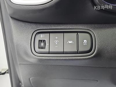 Hyundai - Веню | Gasoline 1.6 Smart 16