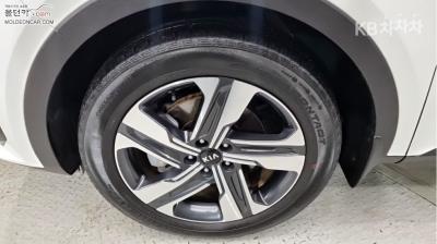 Kia - Соренто | 4Gen Hybrid 1.6 HEV Prestige 7