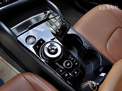 كيا - سبورتاج | The All New D2.0 2WD Noblesse Gravity 11