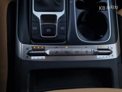 Kia - Карнивал | 4Gen D2.2 9Seater Prestige 13