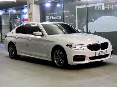 BMW - 5-Series | All New 530 M Sport 1