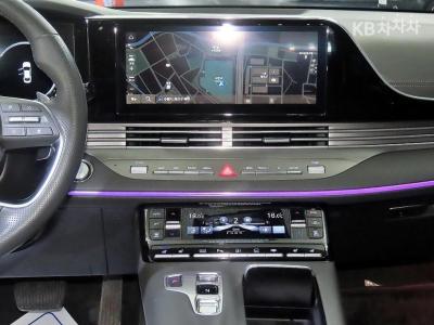 Hyundai - Grandeur | The New 3.3 11