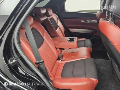 Genesis - GV70 | Diesel 2.2 AWD 12