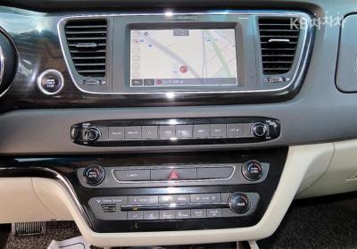 كيا - كارنيفال | The New 7Seater 2.2 Diesel VIP 13