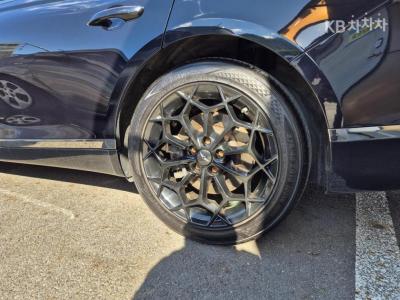 Genesis - G80 | 2.5 T-GDi AWD 18