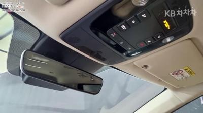 كيا - كارنيفال | 4Gen D2.2 9Seater Noblesse 15
