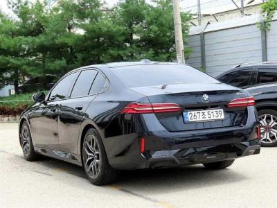 BMW - 5-Series | New 523 xDrive M Sport 3