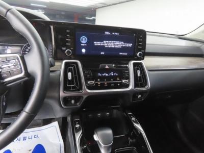 Kia - Sorento | 4Gen 2.2 Diesel 2WD Prestige 10