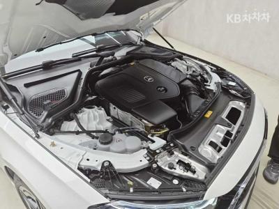 Mercedes-Benz - E-Class | E300 4MATIC Exclusive 16