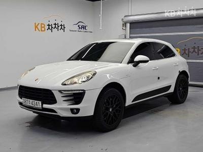 Porsche Макан
