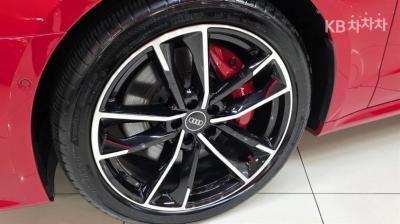 Audi - A7 | 55 TFSI Quattro Premium 16