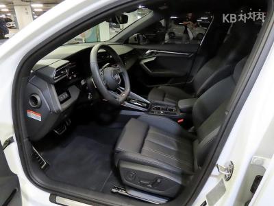 Audi - A3 | 40 TFSI Premium 6