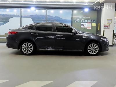 Kia - K5 | 2Gen 2.0 Gasoline MX Prestige 3