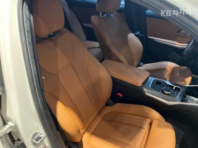 بي إم دبليو - 3-Series | 320 M Sport 7