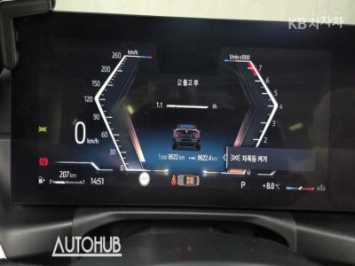BMW - 4-Series | M440 xDrive Convertible Base 8