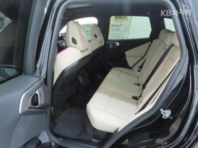 BMW - X3 | xDrive 20 M Sport Pro 6