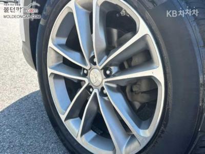 Hyundai - Santa Fe | The Prime Diesel R2.0 2WD 5Seater Exclusive 18