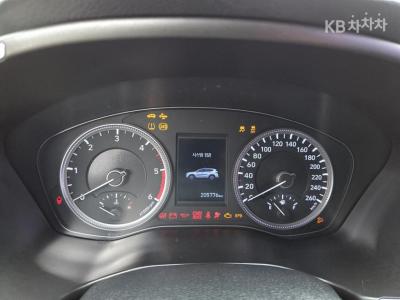 Hyundai - Santa Fe | TM Diesel 2.2 4WD Exclusive 7