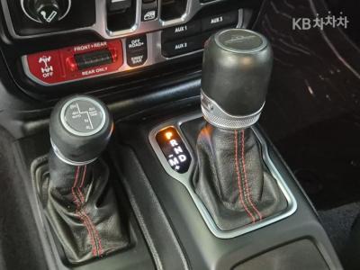 Jeep - Gladiator | 3.6 Rubicon 8