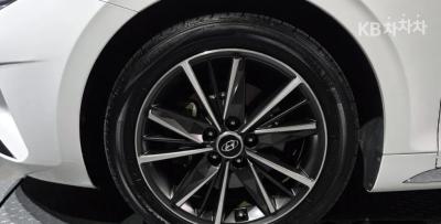 Hyundai - Grandeur | The New LPi 3.0 Premium 6